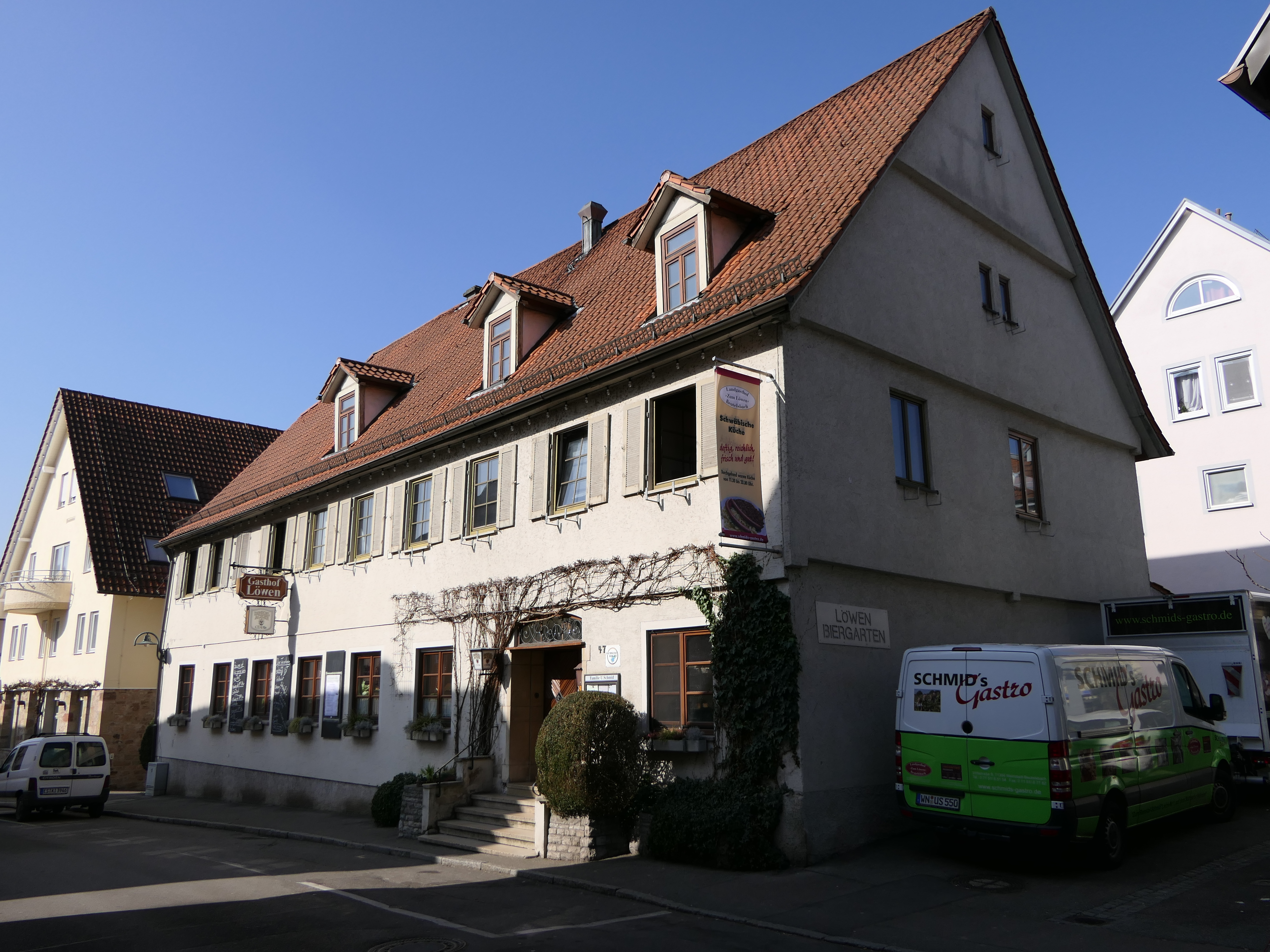 Wo  kaufen  a Mädchen in Weinstadt-Endersbach (DE)